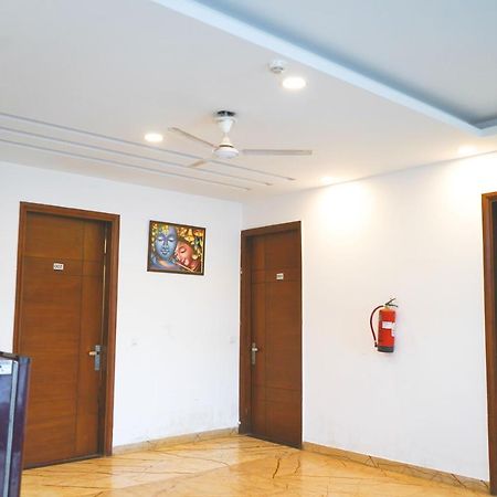 Hotel Ls 21 Badshahpur Bagian luar foto