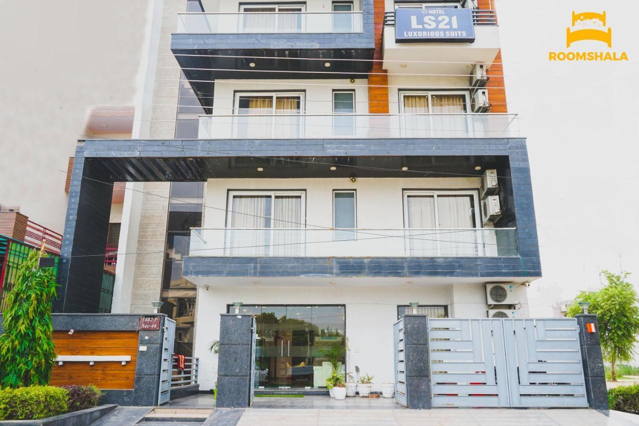 Hotel Ls 21 Badshahpur Bagian luar foto